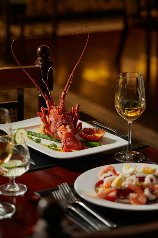 Food on Indochine Premium